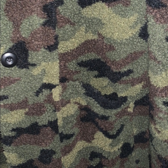 American Eagle Outfitters Camouflage Jacket - Picture 2 of 4